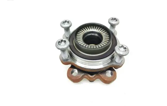 Rear wheel hub