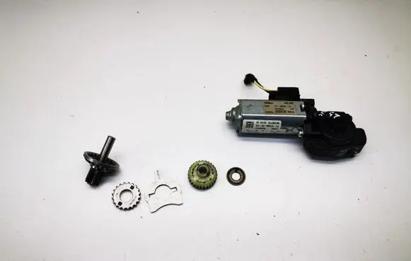 Mercedes-Benz E W212 Seat adjustment motor P10848302 P1073590703 00138715