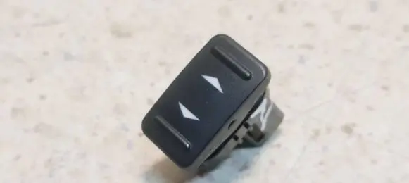 Ford S-MAX Electric window control switch 6M2T14529AD 13072006 130764043