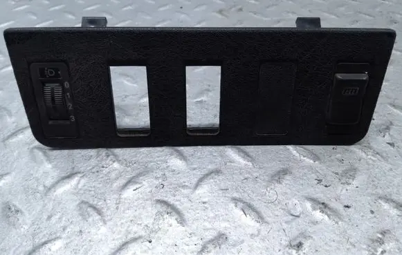 Mercedes-Benz 200 300 W123 Other interior part 1236833108 0008206110KZ A1236833108