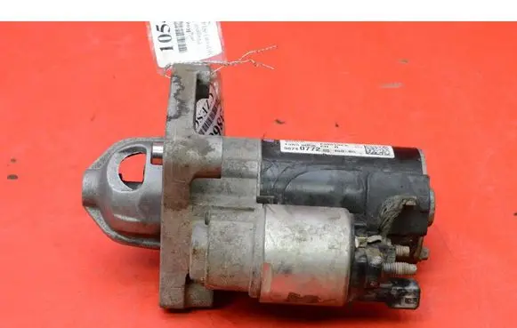 Peugeot 308 Starter motor 9674077280