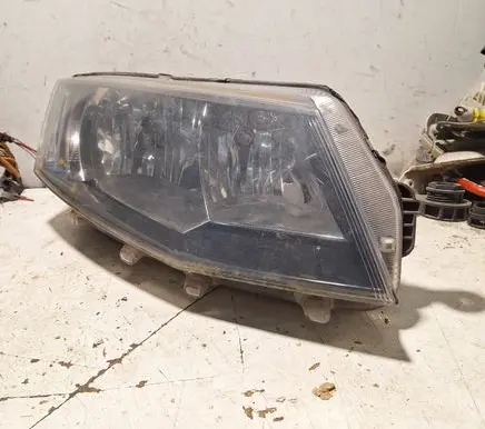 Skoda Octavia Mk3 (5E) Headlight/headlamp 5E1941016 030127220200 LE11A6275