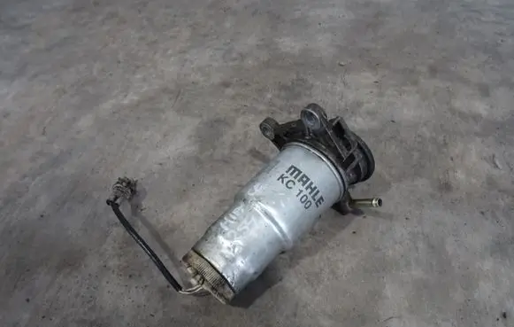 Toyota Hiace (H100) Fuel filter 