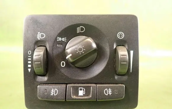 Volvo V50 Light switch 30669736