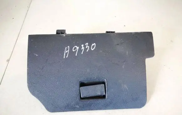 Opel Astra G Glove box 
