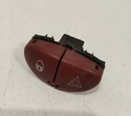 Citroen Xsara Picasso Hazard light switch