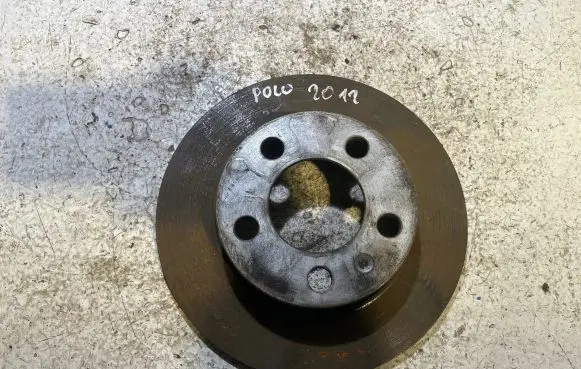 Volkswagen Polo V 6R Rear brake disc
