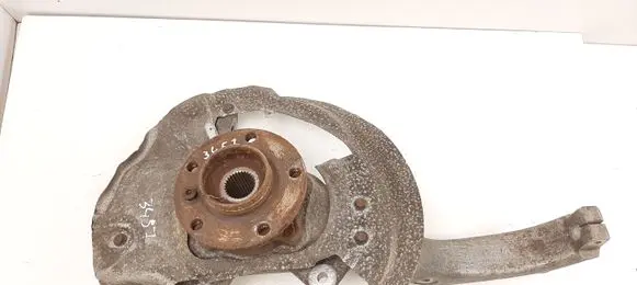 BMW X5 F15 Front wheel hub 6773783