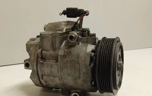 Volkswagen Polo Air conditioning (A/C) compressor (pump) 6Q0820803K 20050805133