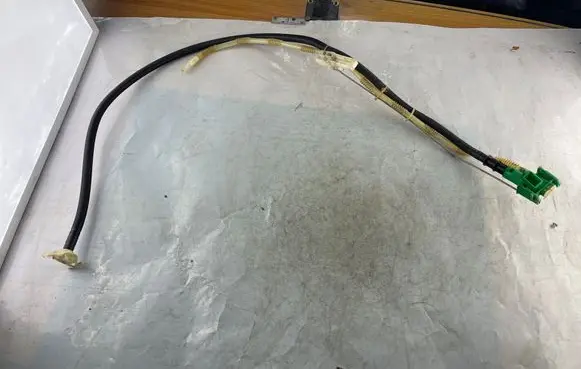 Audi A8 S8 D3 4E Fuel line pipe 3D0919715D 229020006003
