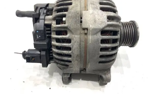 Audi A4 S4 B8 8K Generator/alternator 03G903016E