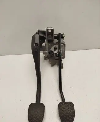 BMW 3 E46 Pedal assembly 2229128