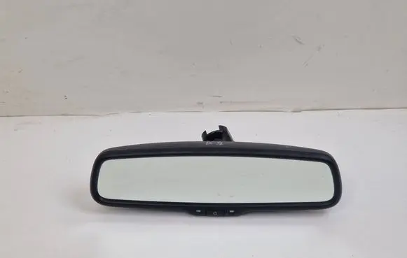 Nissan Qashqai Rear view mirror (interior) E11015892