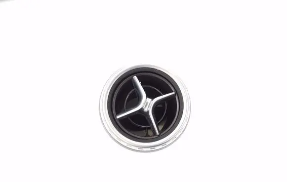 Mercedes-Benz GLA W156 Dash center air vent grill A1568300054