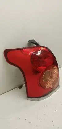 Toyota Avensis T250 Rear/tail lights E138550