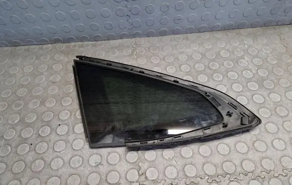 BMW i4 Rear side window 7482995 7482993