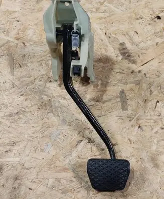 BMW X6 E71 Brake pedal 6770693