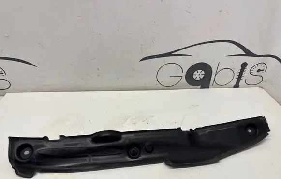 Volvo C40 Fender end trim 31442797