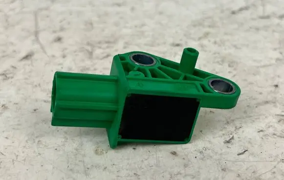 Audi A4 S4 B8 8K Airbag deployment crash/impact sensor 1K0909606C 5WK43544