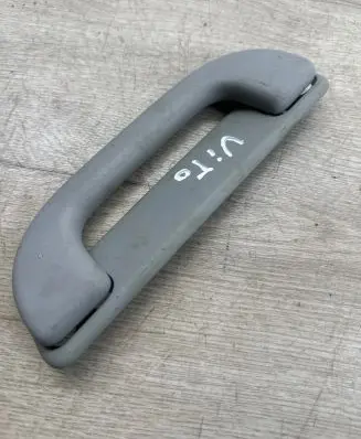 Mercedes-Benz Vito Viano W639 Front interior roof grab handle A6398150036