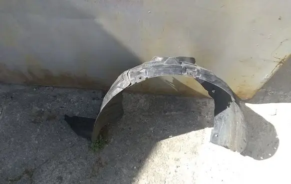 Mazda 3 I Front wheel arch liner splash guards