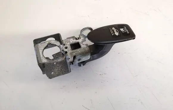 Honda Civic Fuel tank opening switch 