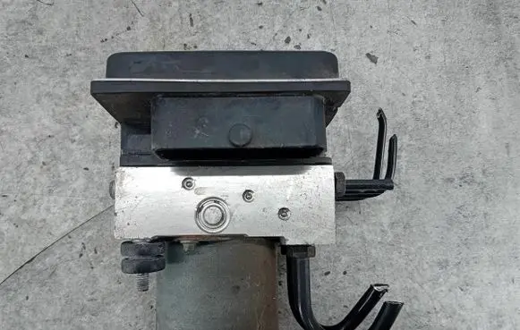 Audi A4 S4 B7 8E 8H ABS Pump 8E0614517BB
