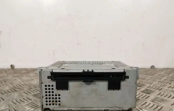 Ford C-MAX II Radio/CD/DVD/GPS head unit 10R048415