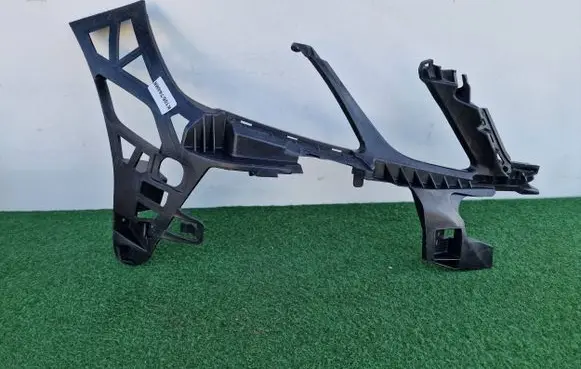 Mercedes-Benz E W212 Front bumper mounting bracket A2128852265