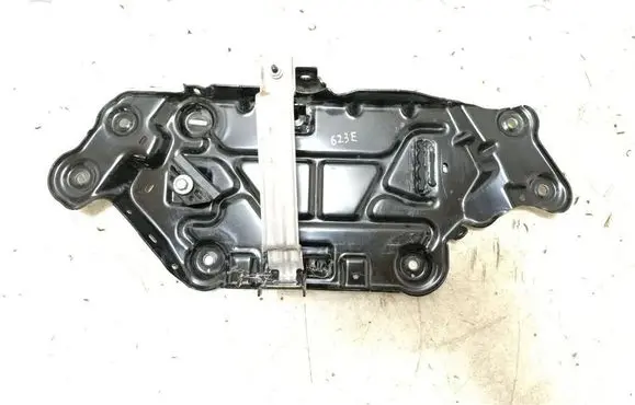 Chevrolet Corvette C8 Battery tray 84959675