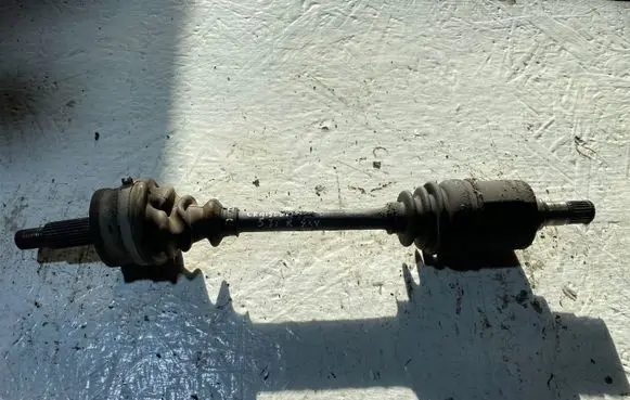 Chrysler 300 - 300C Front driveshaft