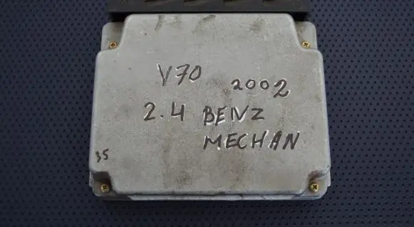 Volvo V70 Engine control unit/module