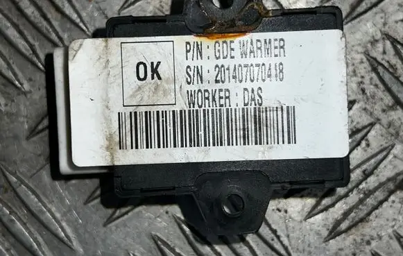 Hyundai i30 Seat heating relay 88196A6500