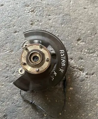 Opel Astra K Front wheel hub 557804735 13517459 241040000
