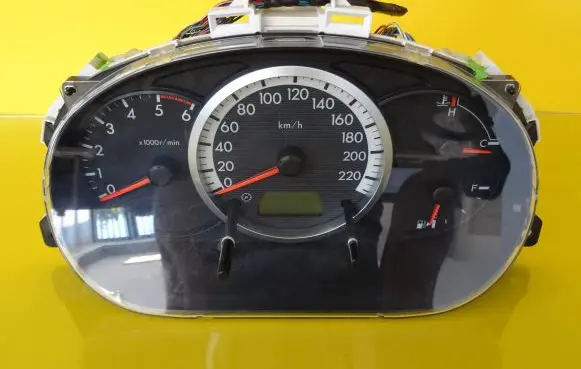 Mazda 5 Speedometer (instrument cluster) CGCC79D