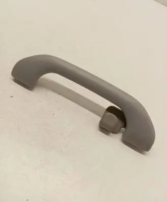Mitsubishi Endeavor Rear interior roof grab handle