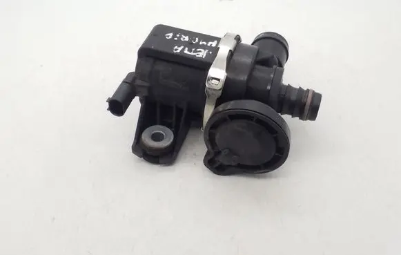 Volkswagen Jetta VI EGR valve 5C0201559