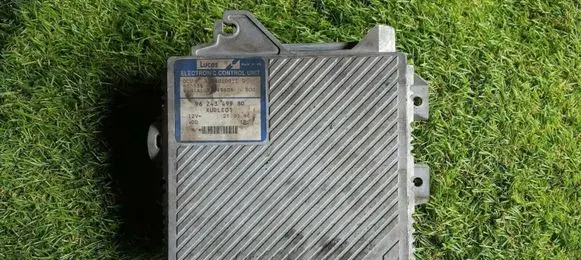 Peugeot 406 Engine control unit/module 9624349980 R04010011D