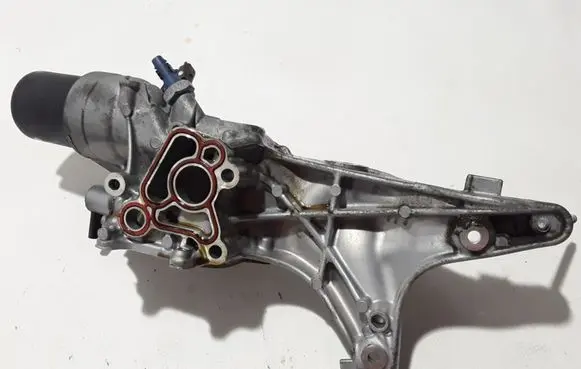 Audi A6 S6 C8 4K A/C compressor mount bracket 06Q903143E