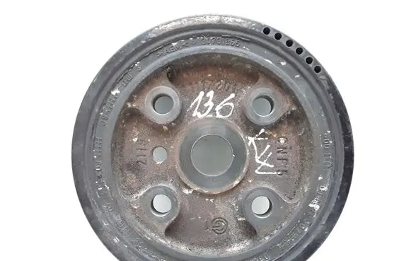 Volvo XC90 Crankshaft pulley 30731865