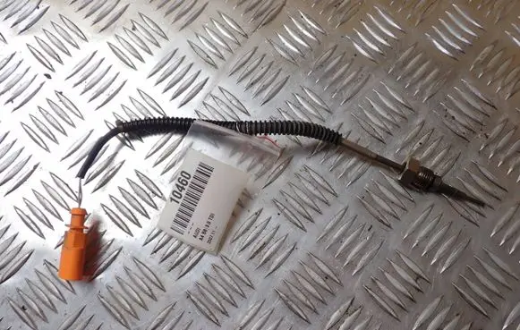 Audi A4 S4 B8 8K Exhaust gas temperature sensor 6X0973602 964857 1966701