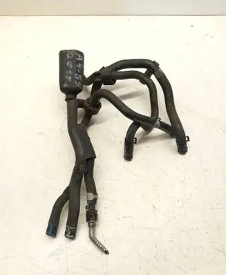 Engine coolant pipe/hose