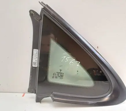Porsche Taycan 9J1 Rear side window 9J1845297M 43R00049