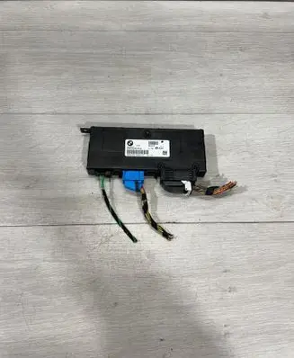 BMW 5 F10 F11 Gateway control module 9243212 111163