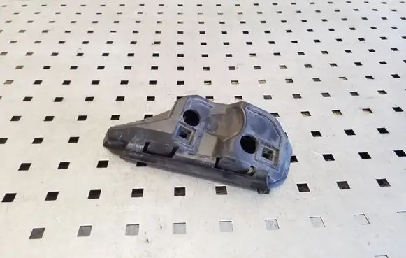 Volvo S40 Front bumper mounting bracket 30655875