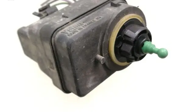 Renault Scenic I Headlight level adjustment motor 7700840141