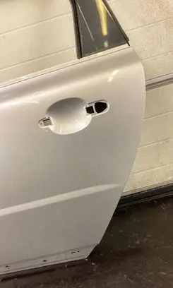 Volvo V70 Rear door