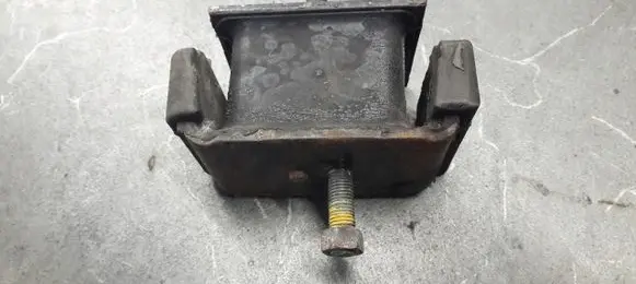 Suzuki Swift Cultus Engine mount vacuum valve 