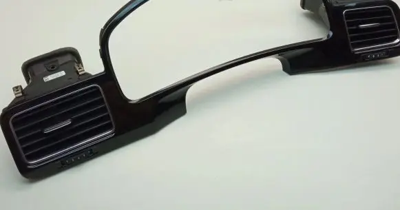 Volkswagen Touareg II Dashboard trim 7P1857221