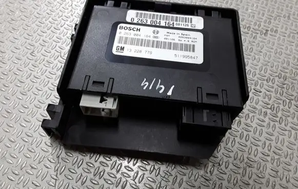 Opel Astra H Parking PDC control unit/module 13228779 0263004164